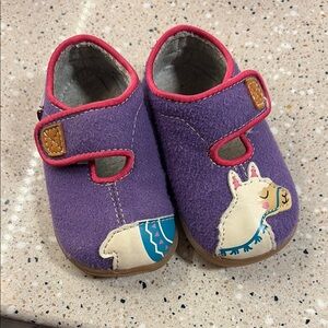 See Kai Run Cruz Llama